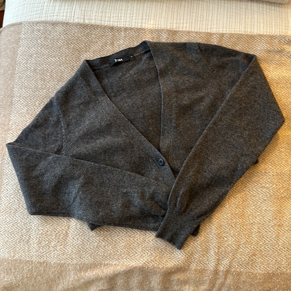 JUMA Cashmere Cardigan